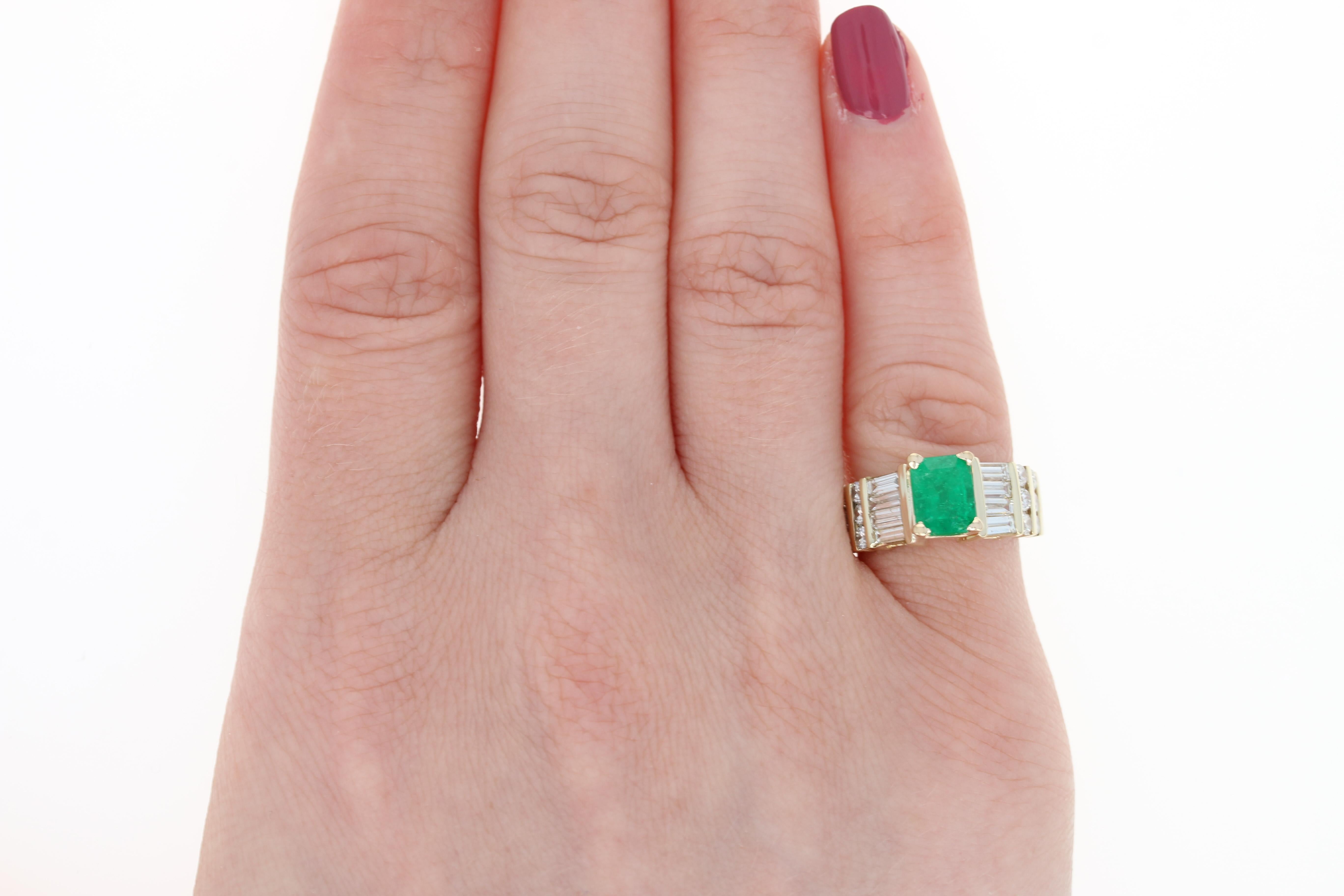 Emerald and Diamond Ring, 14 Karat Yellow Gold Women's 2.31 Carat 2