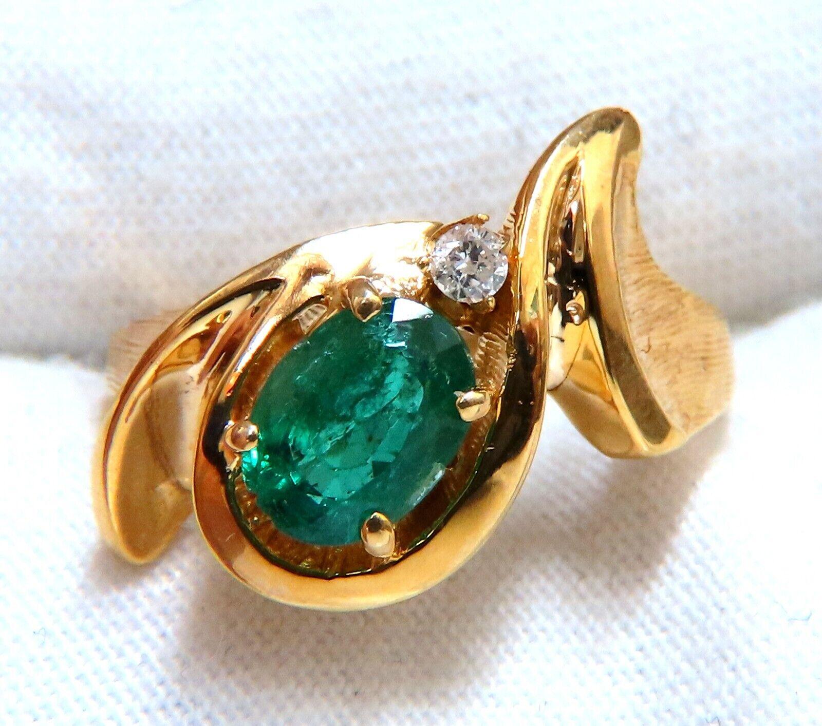 Emerald Diamond Ring 14 Karat 1.15 Carat Natural Mod Deco In New Condition For Sale In New York, NY