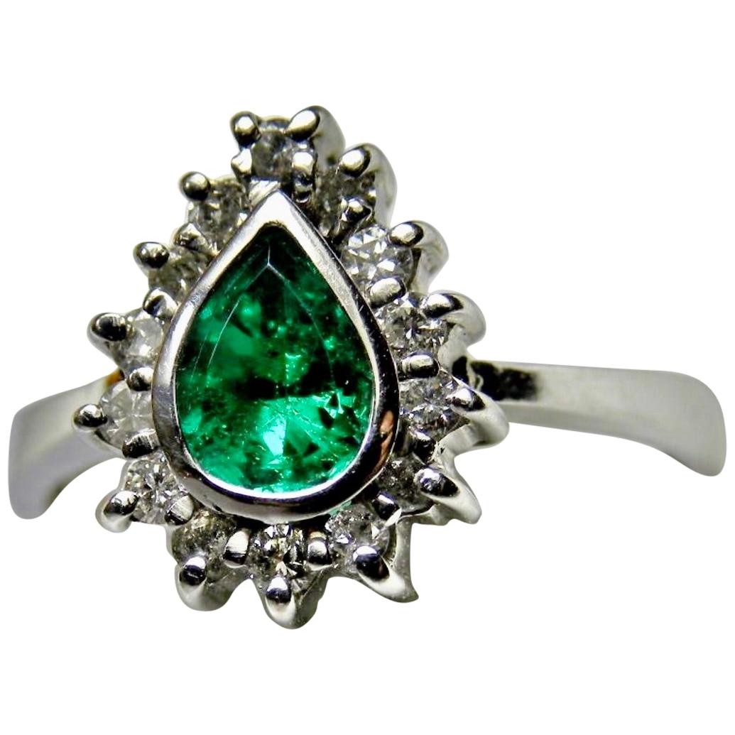 Emerald Diamond Engagement Ring 18 Karat White Gold