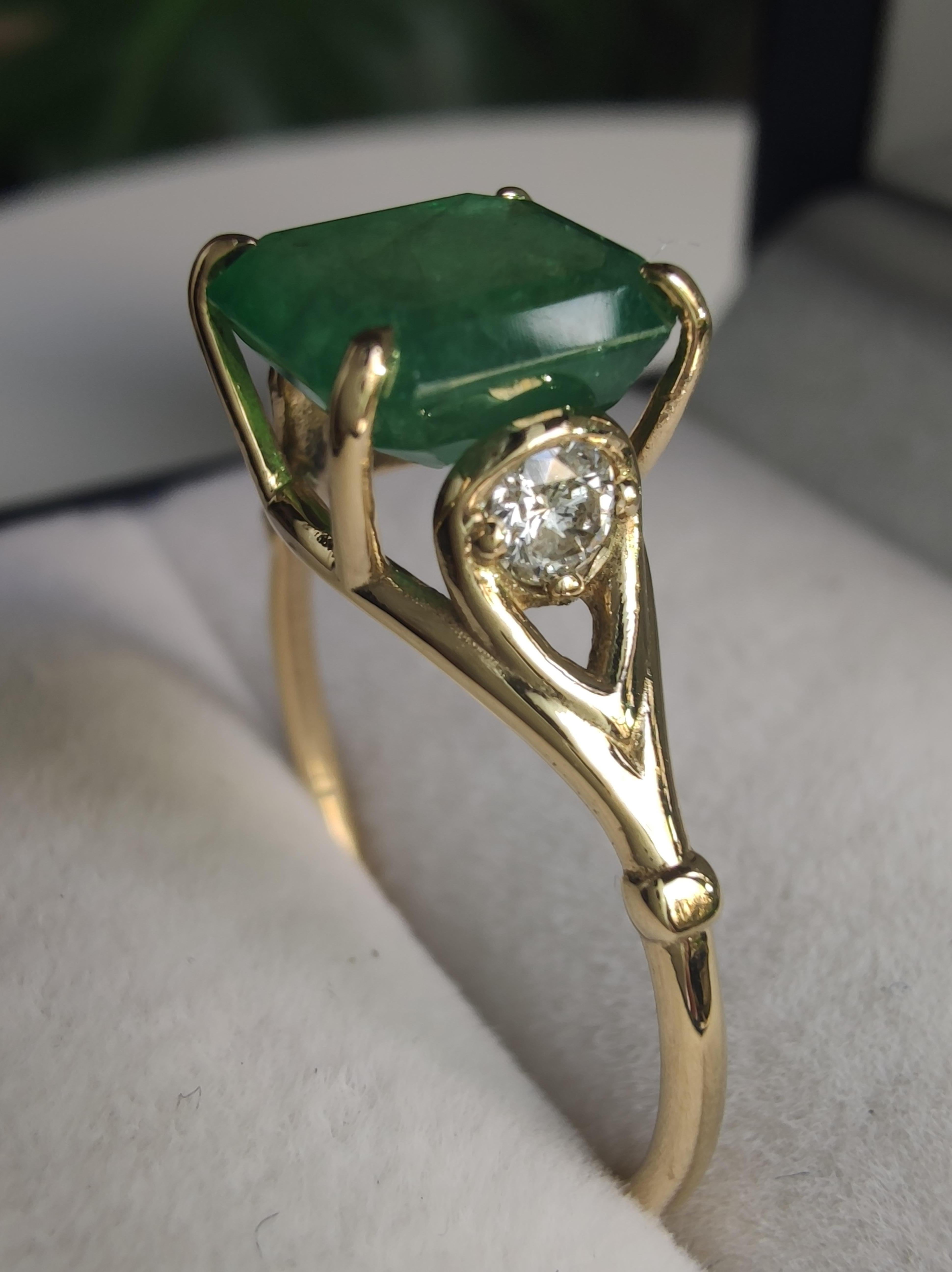 Taille émeraude Bague Emeraude Diamant Or Jaune 18k Cadeau de fiançailles pour femme en vente