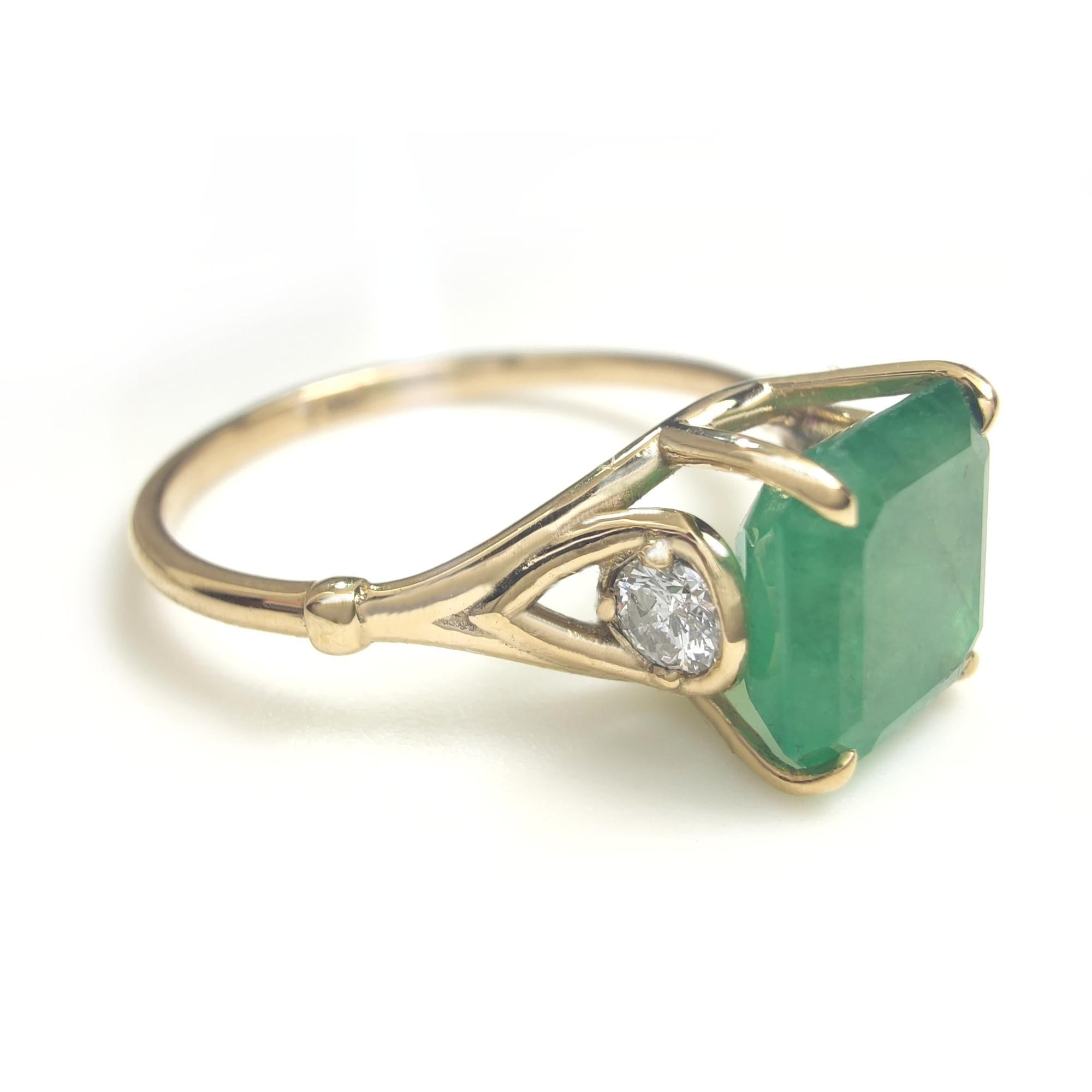 Bague Emeraude Diamant Or Jaune 18k Cadeau de fiançailles pour femme Pour femmes en vente