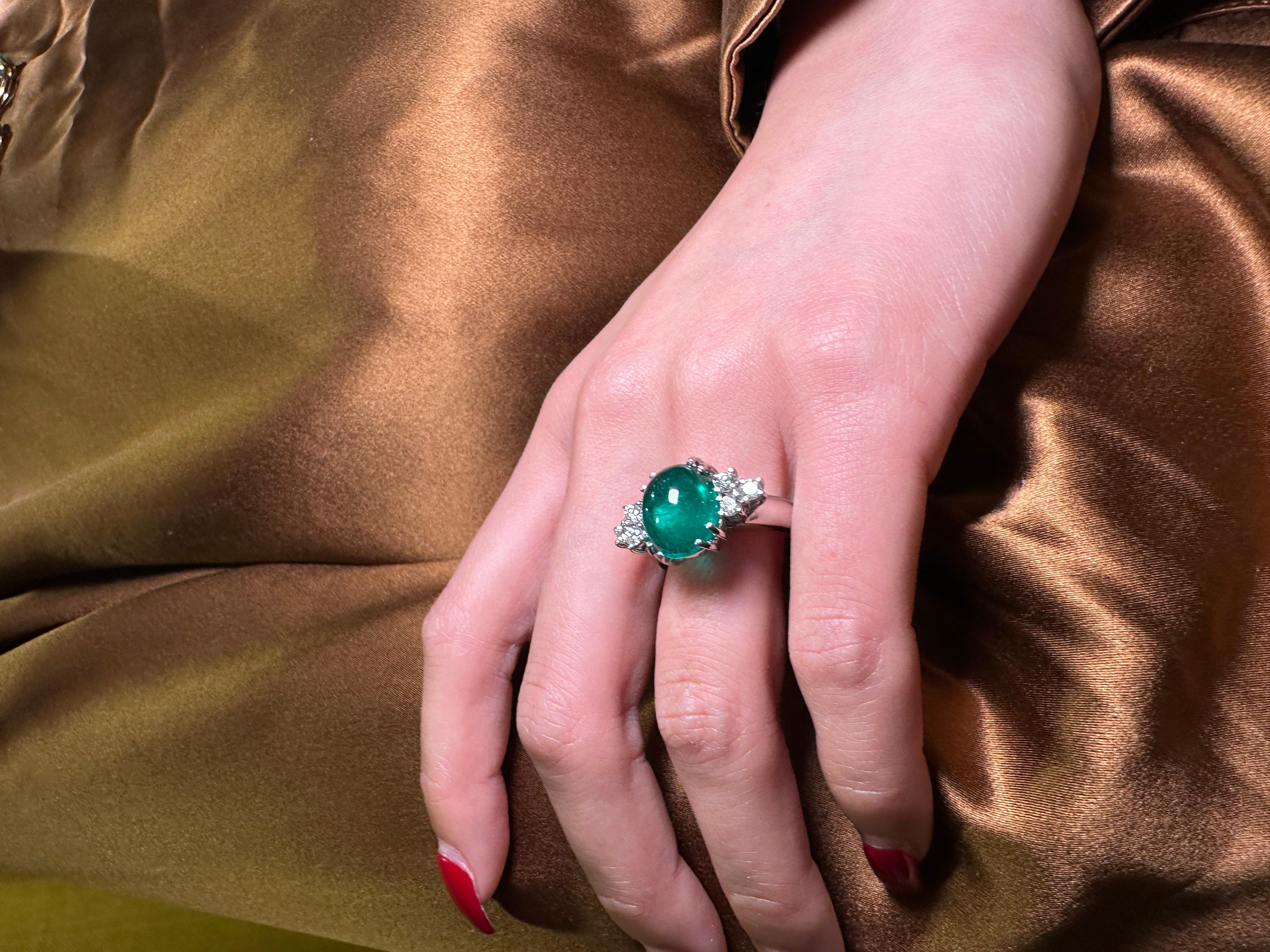 Colombian Emerald Diamond Ring, 1970s For Sale 1