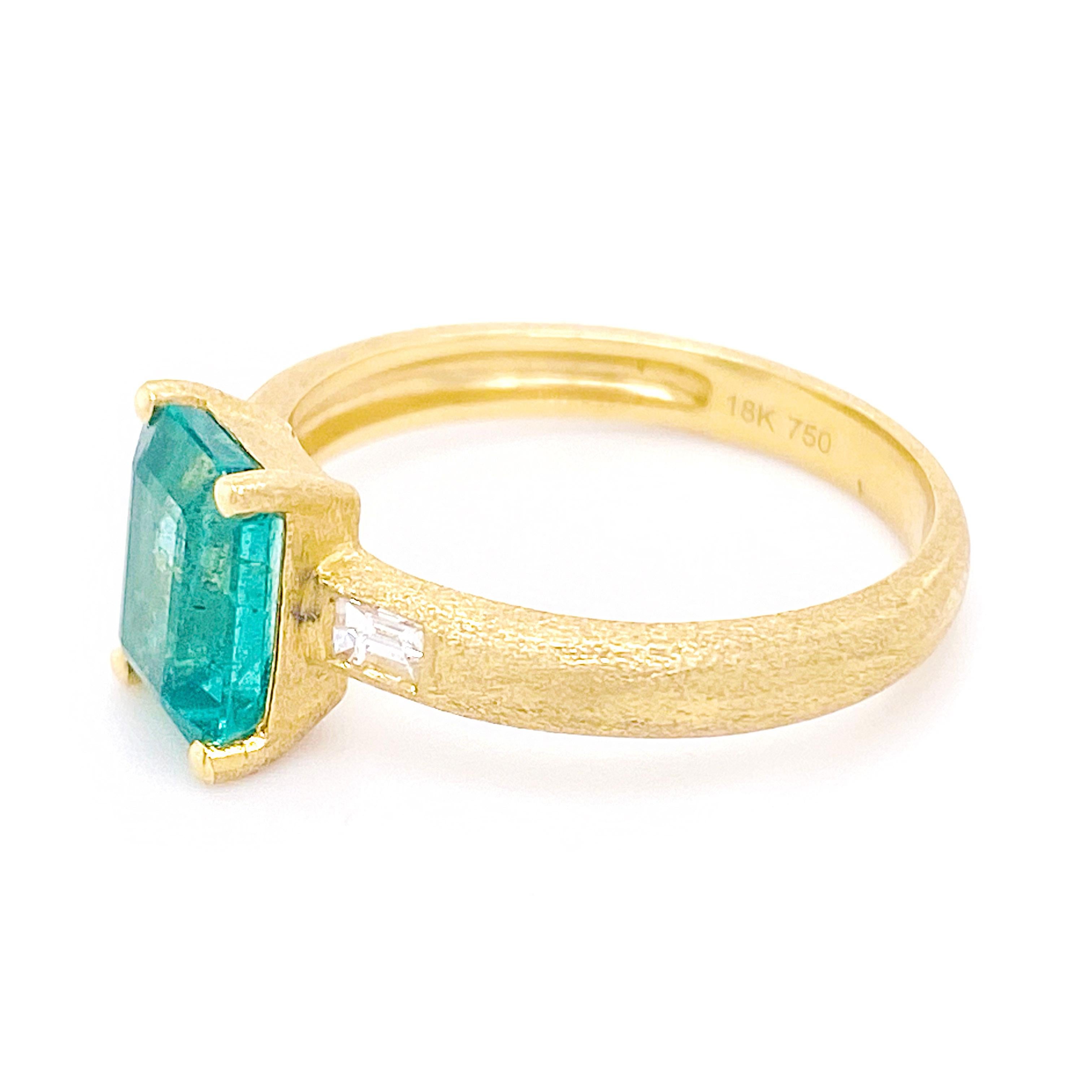 Contemporary Emerald Diamond Ring, 3 Stone Emerald & Diamond Ring in 18K Gold For Sale