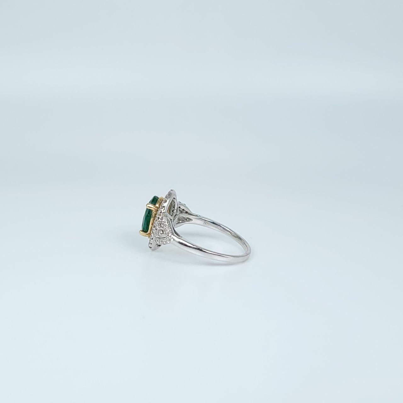 Emerald Diamond Ring Cocktail Diamond Ring with Large Brazilian Emerald For Sale 1