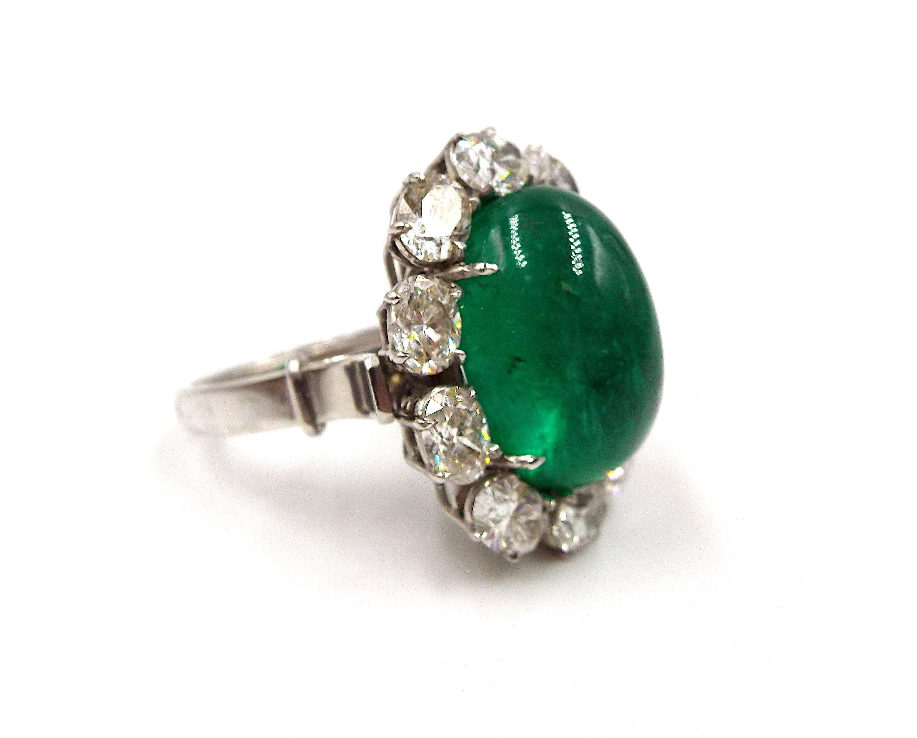 Women's Emerald Diamond Ring For Sale