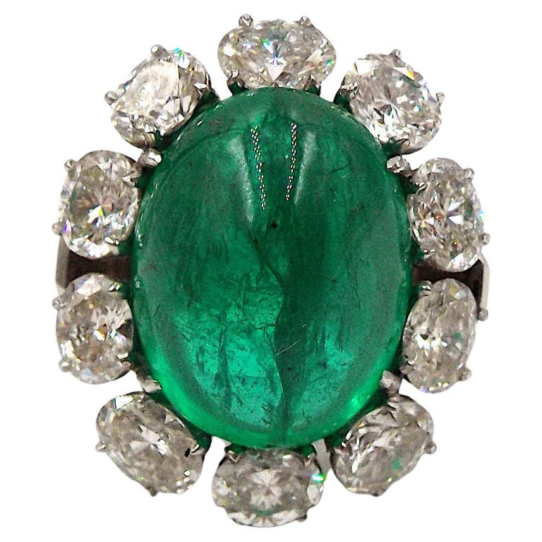 Emerald Diamond Ring For Sale at 1stDibs