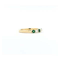 Emerald & Diamond Ring in 14k Yellow Gold