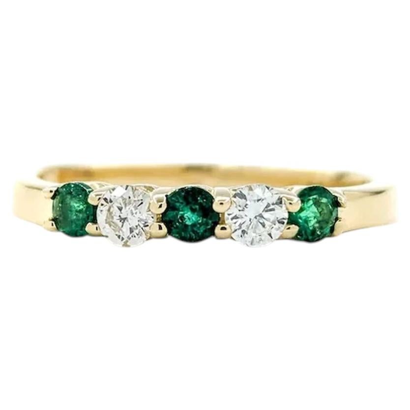 Emerald & Diamond Ring in 14k Yellow Gold