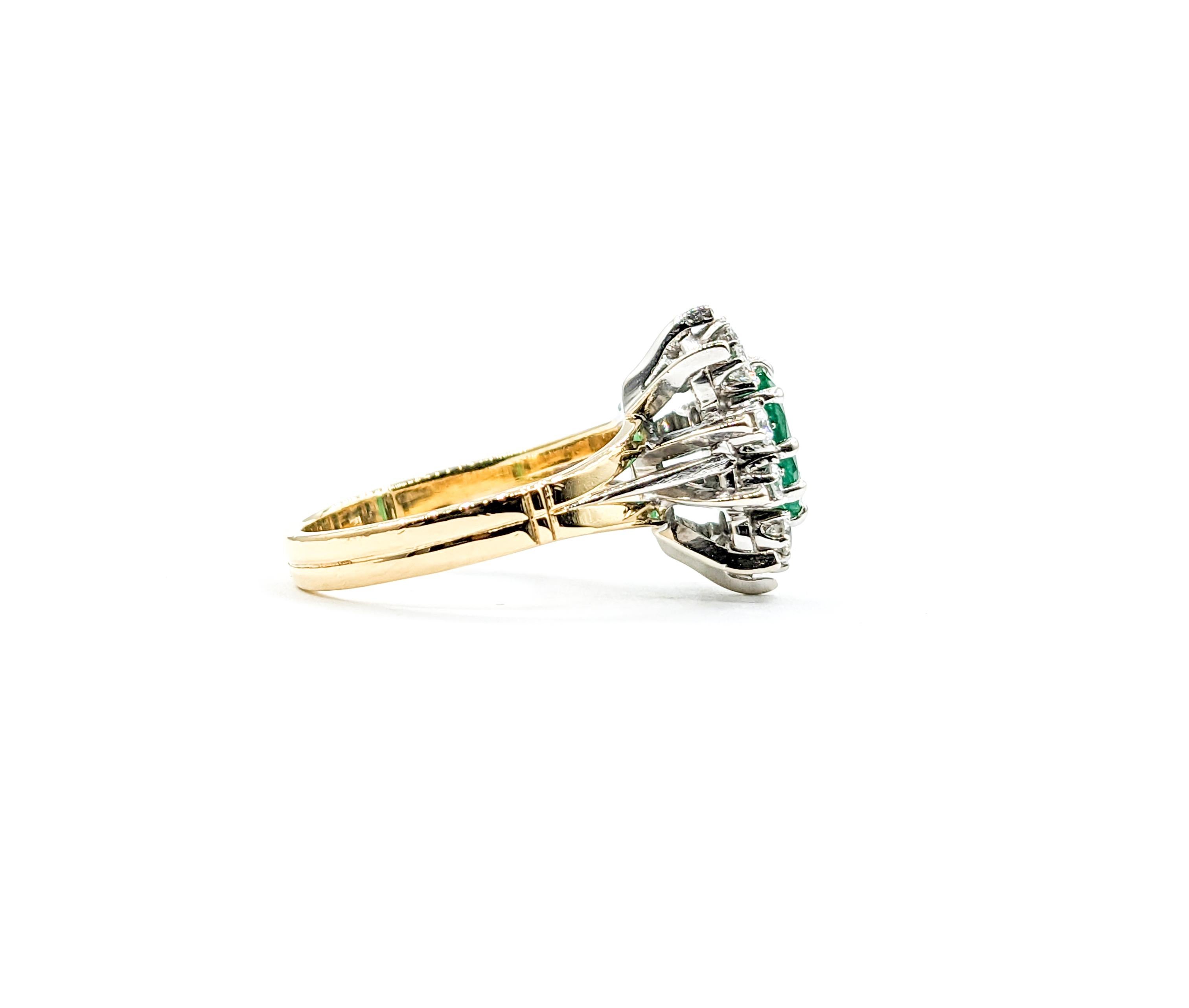 Emerald & Diamond Ring in 18K Gold 1