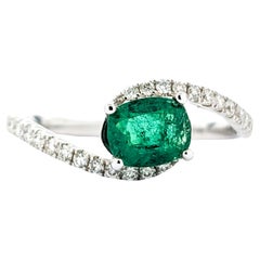 Emerald & Diamond Ring In White Gold