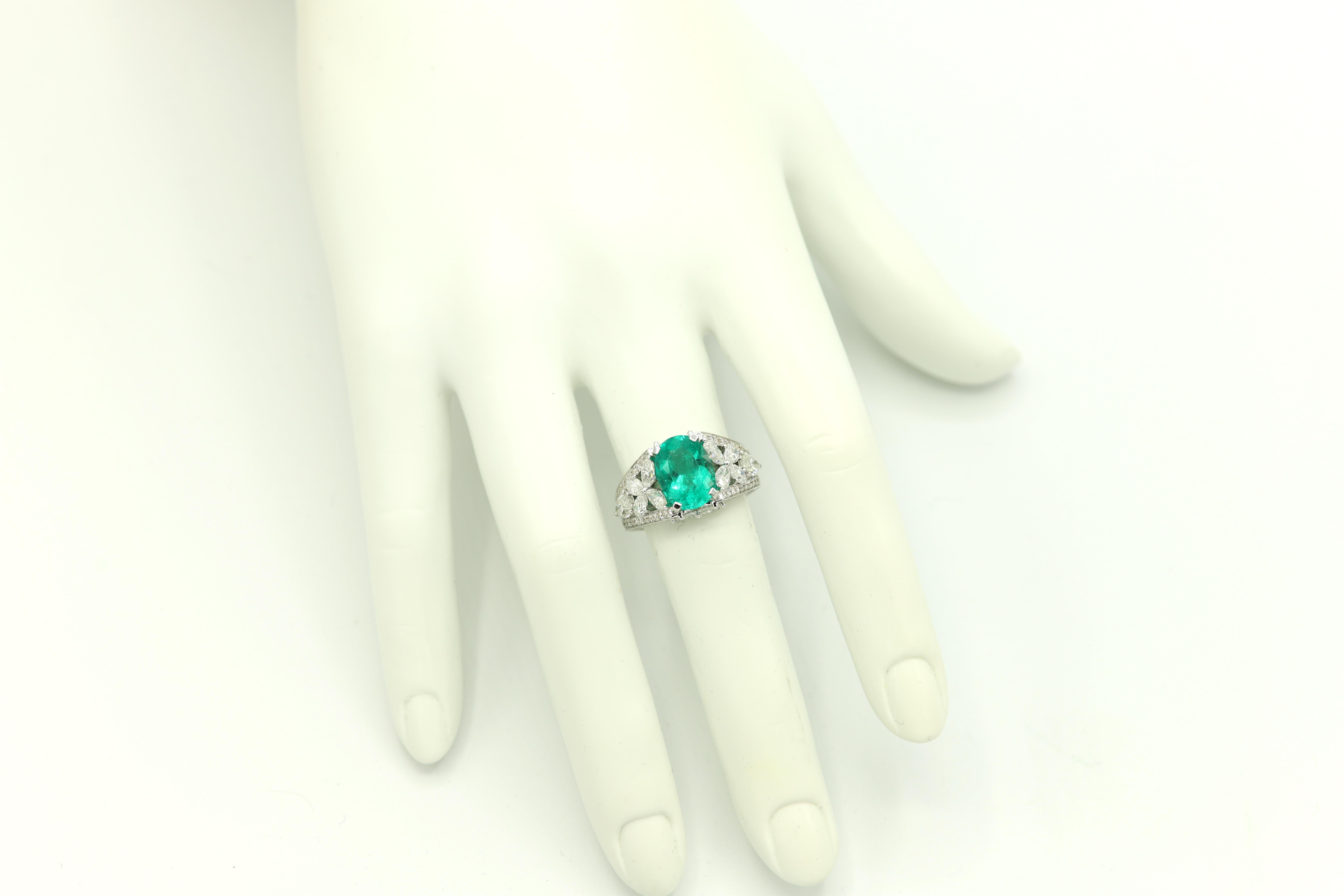 Women's Emerald and Diamond Ring Oval Shape Emerald 3.44 Carat and Mix Shapes Diamonds For Sale