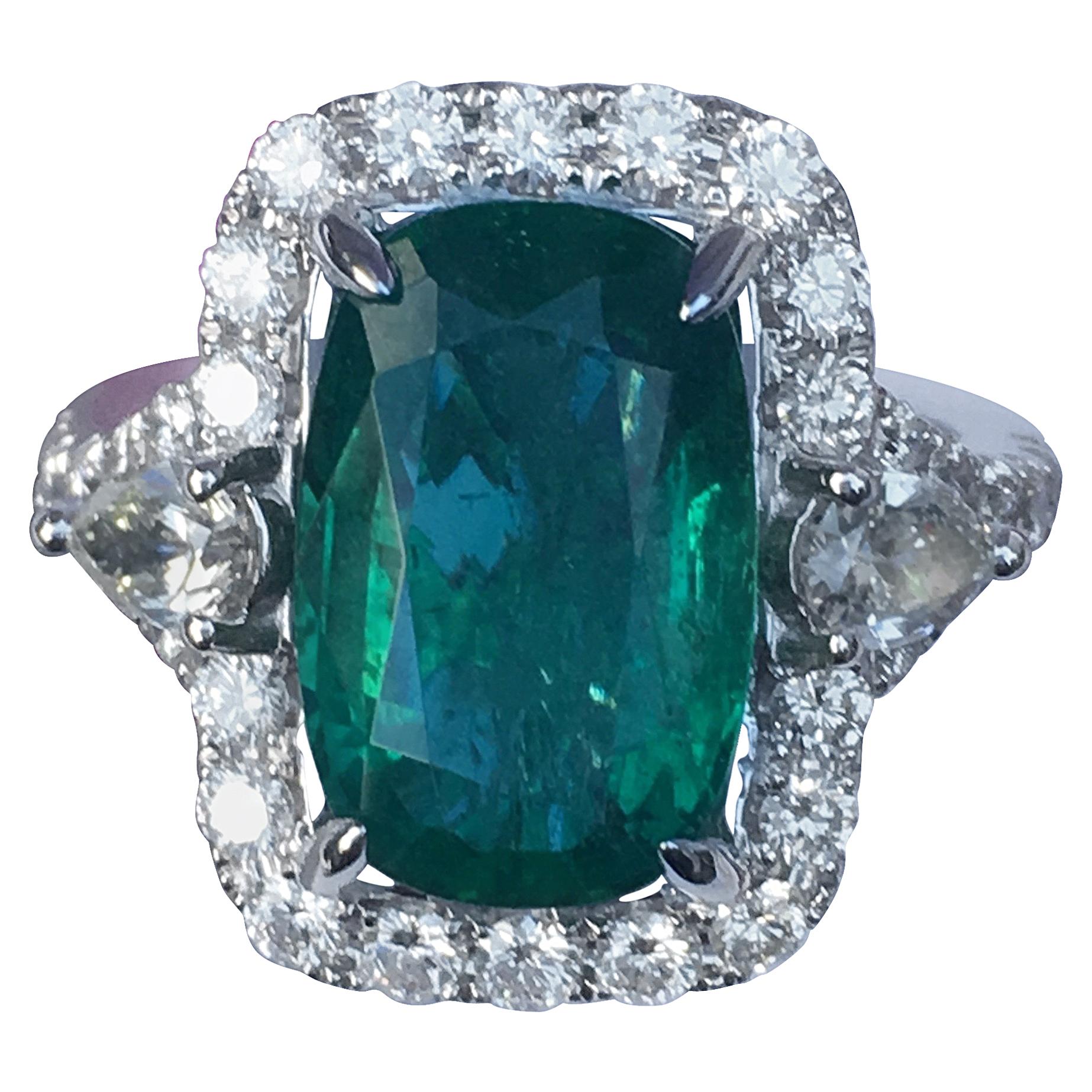 Emerald Diamond Ring Set in 18 Karat White Gold
