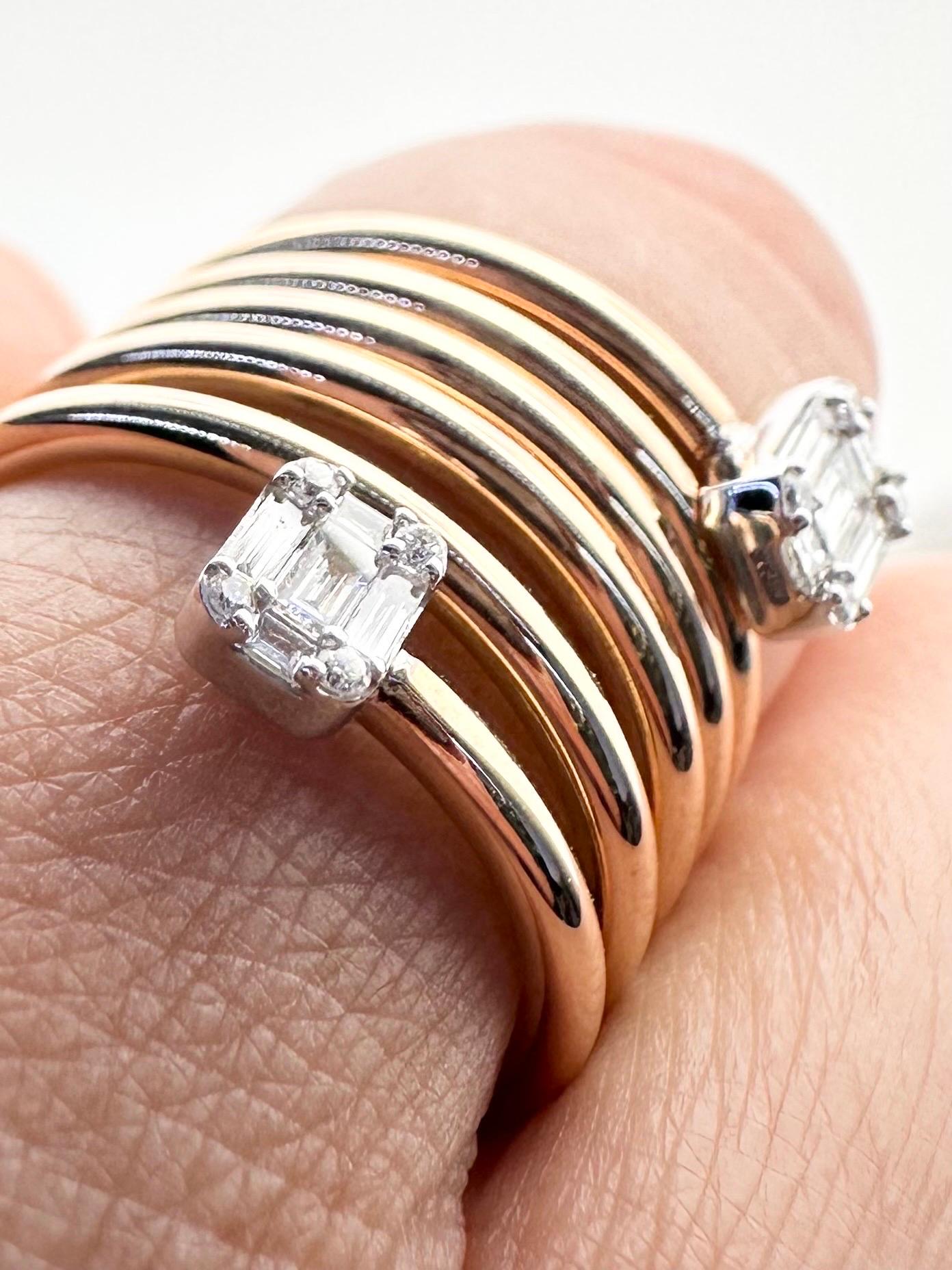 Women's or Men's Emerald diamond ring spiral diamond ring 18KT gold For Sale