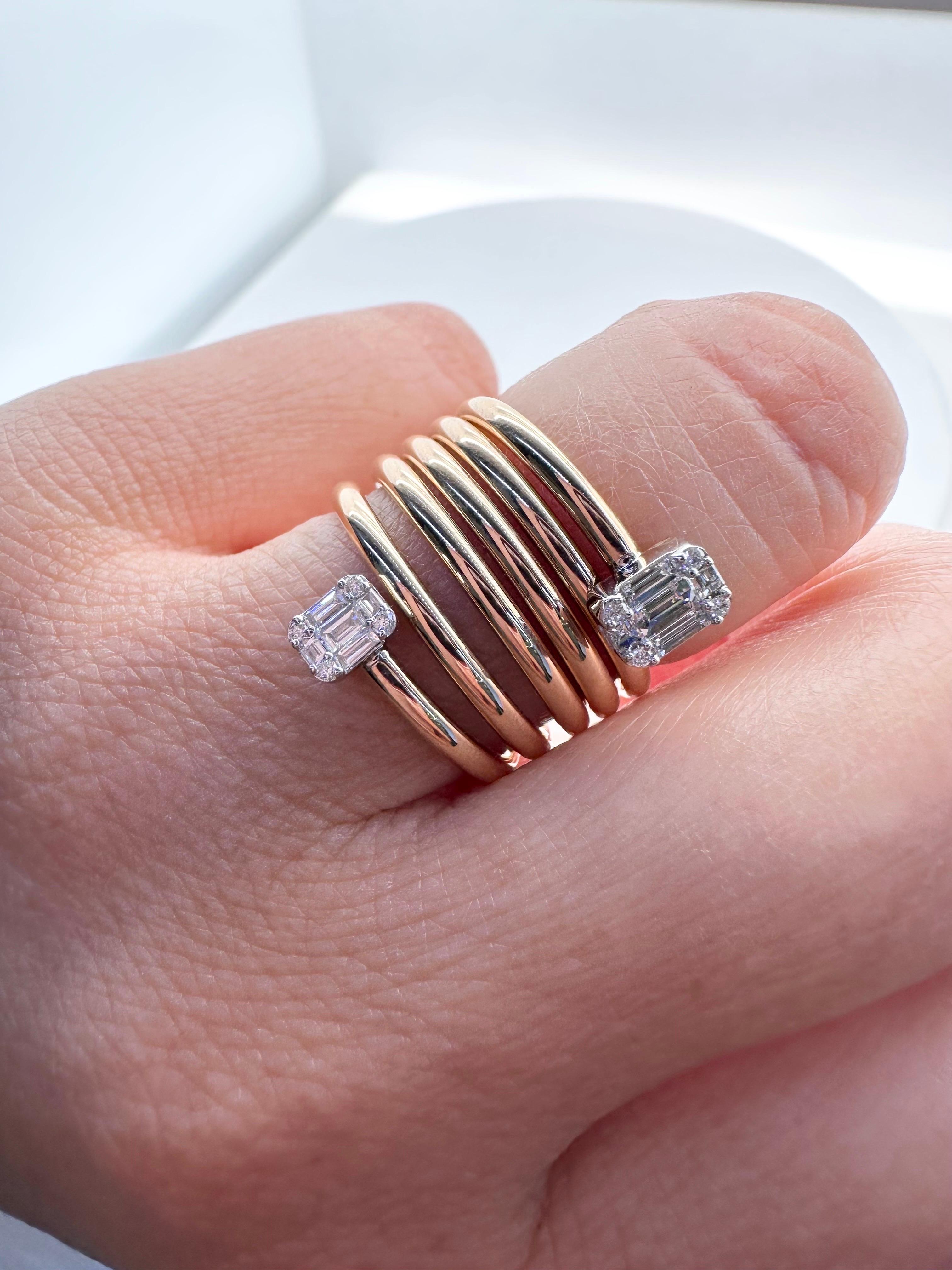 Emerald diamond ring spiral diamond ring 18KT gold For Sale 1