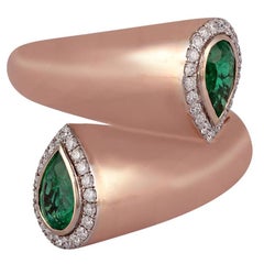 Smaragd-Diamant-Ring, besetzt mit 18 Karat Gold