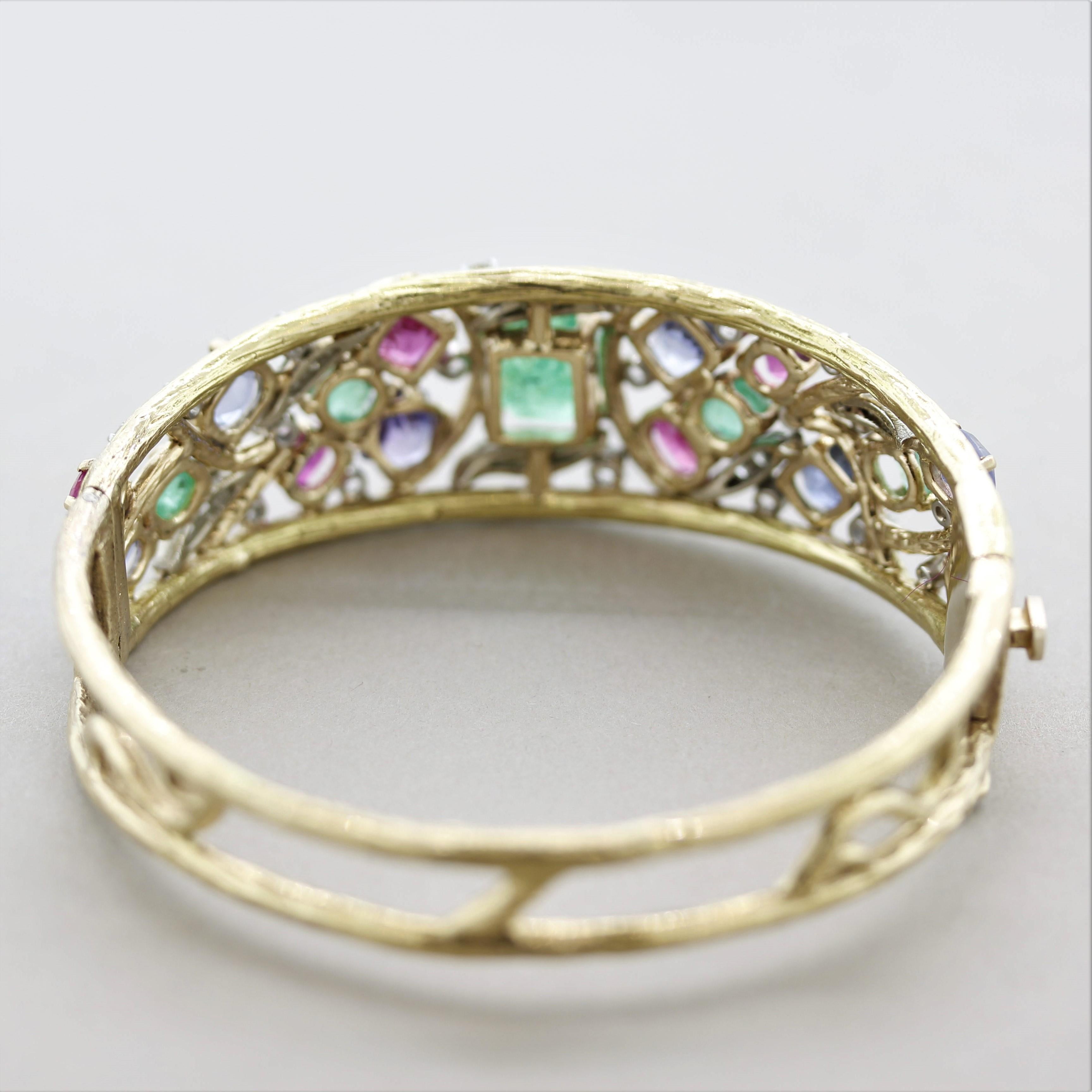 Emerald Diamond Ruby Sapphire Gold Bangle Bracelet In New Condition In Beverly Hills, CA