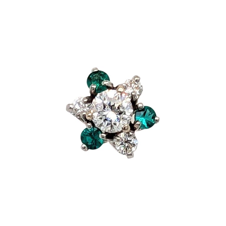 Esmeralda Diamante Pendiente Realzador Chaqueta Única .25ct Oro Blanco 14K en venta