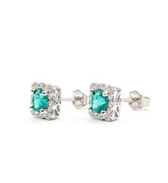 Orecchini con smeraldo e diamante in oro bianco 14k