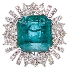 Emerald & Diamond Sunburst Cocktail Ring in 18k White Gold- GIA 6224620942
