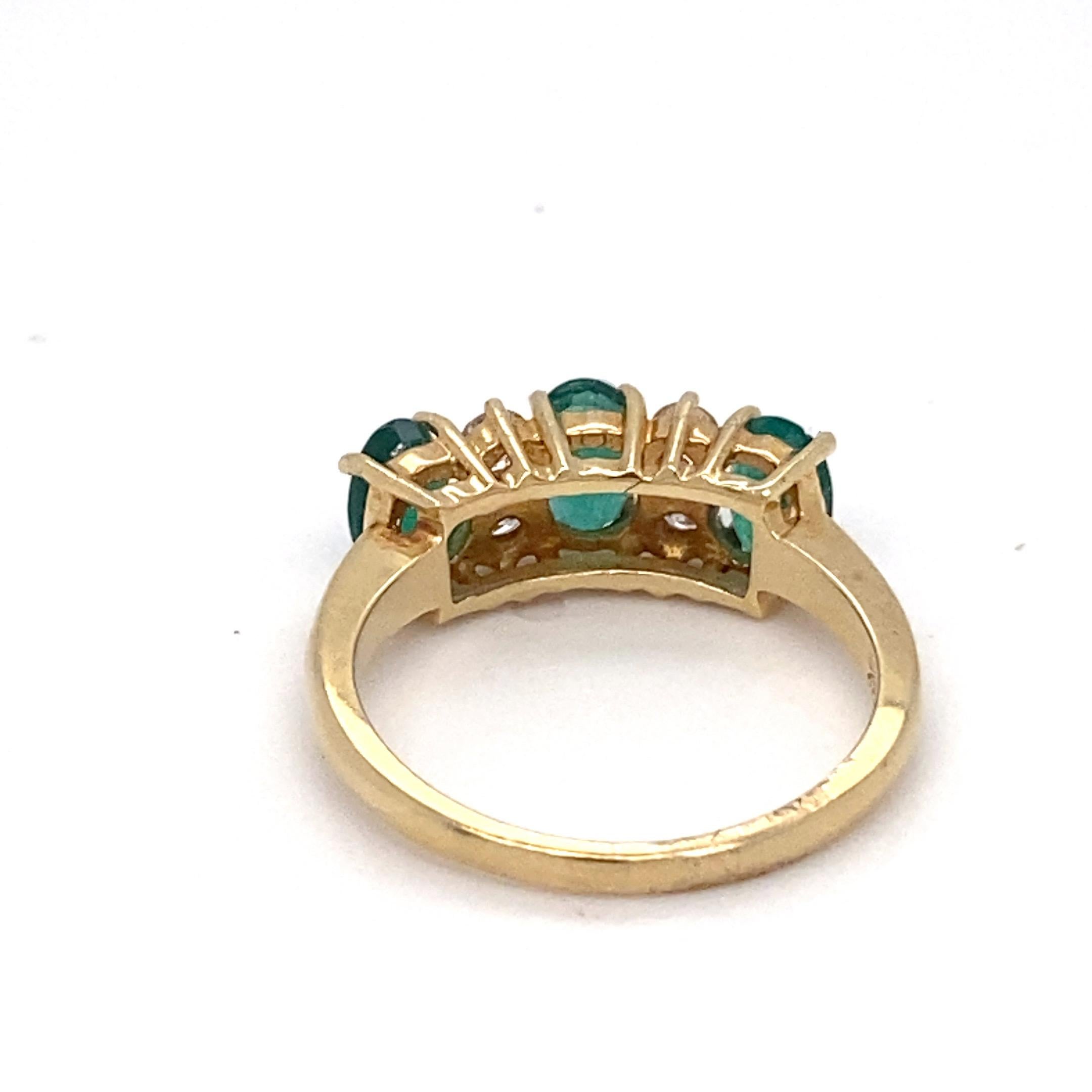 Emerald Diamond Three Stone Yellow Gold Ring In Excellent Condition For Sale In Trumbull, CT