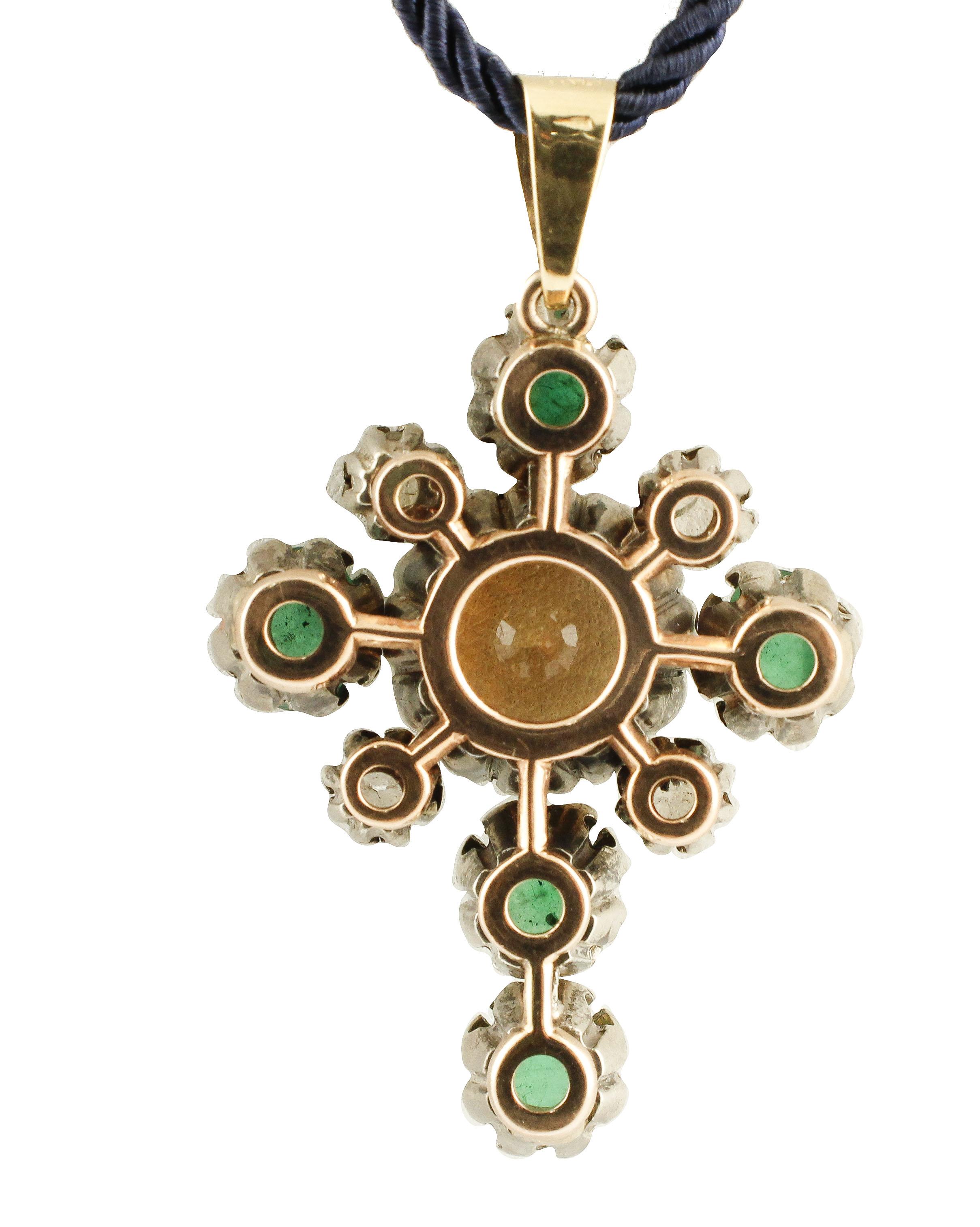 Emerald Diamond Topaz Gold and Silver Pendant In Good Condition In Marcianise, Marcianise (CE)