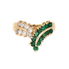 Emerald Diamond V Ring Vintage 1980s 14 Karat Gold Band Estate Fine Jewelry