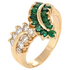 Emerald Diamond V Ring Vintage 1980s 14 Karat Gold Band Estate Fine Jewelry