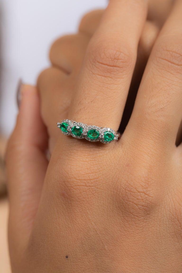 For Sale:  Emerald Diamond Wedding Band Ring Gift Made in 18k Solid White Gold 9