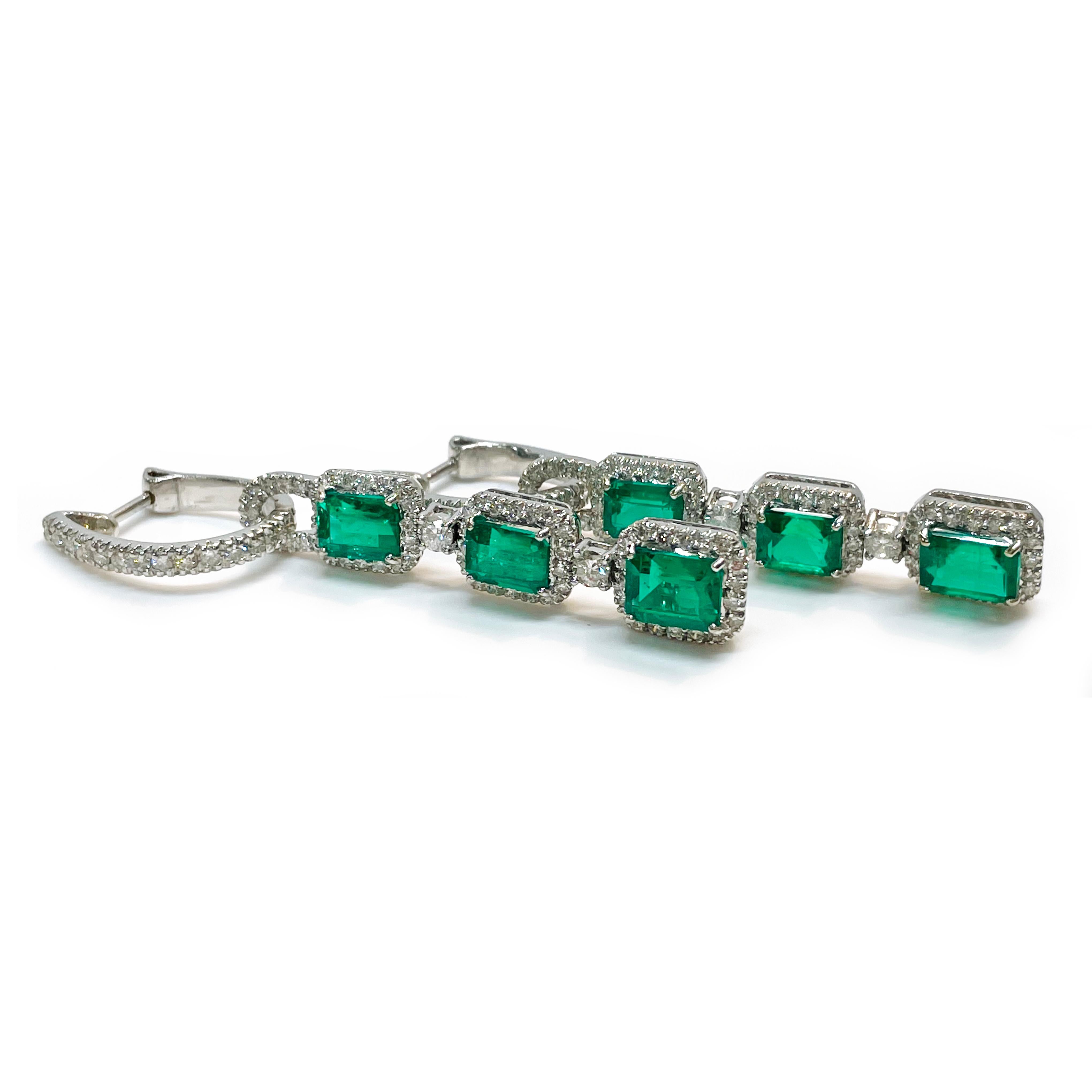White Gold Emerald Diamond Earrings In Good Condition For Sale In Palm Desert, CA