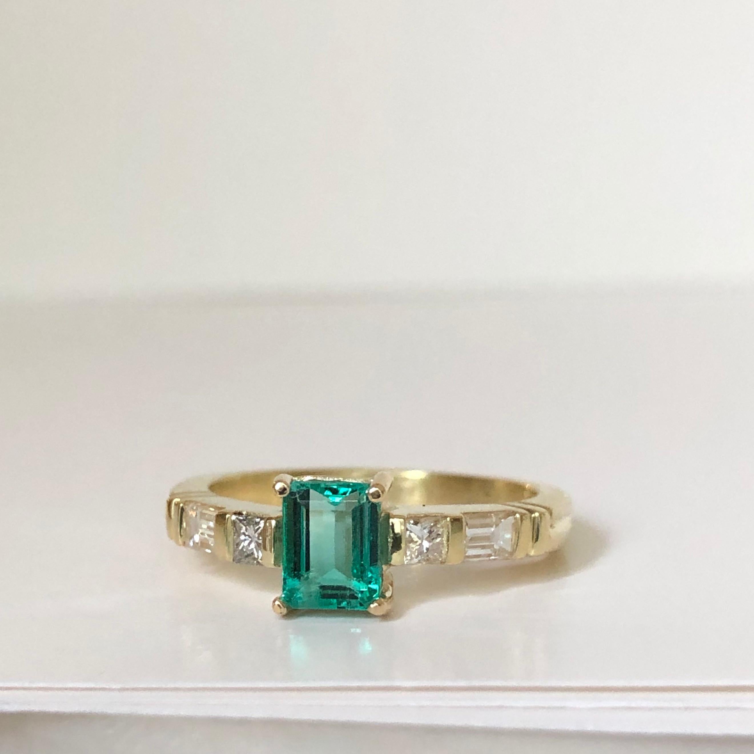 Emerald Diamond Yellow Gold 18 Karat Engagement Ring 10