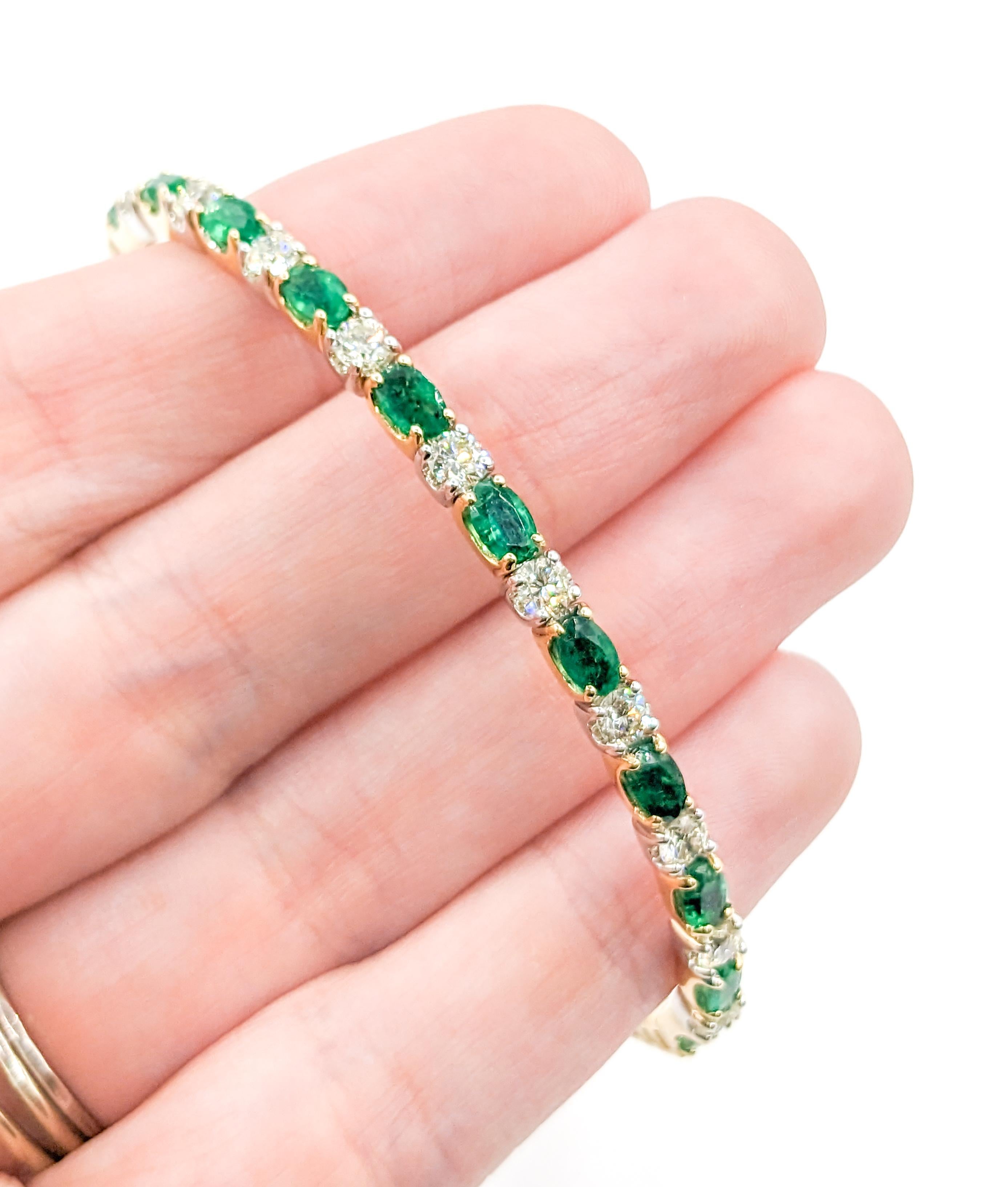 Women's Emerald & Diamond Yellow Gold Bangle Flex Bracelet For Sale