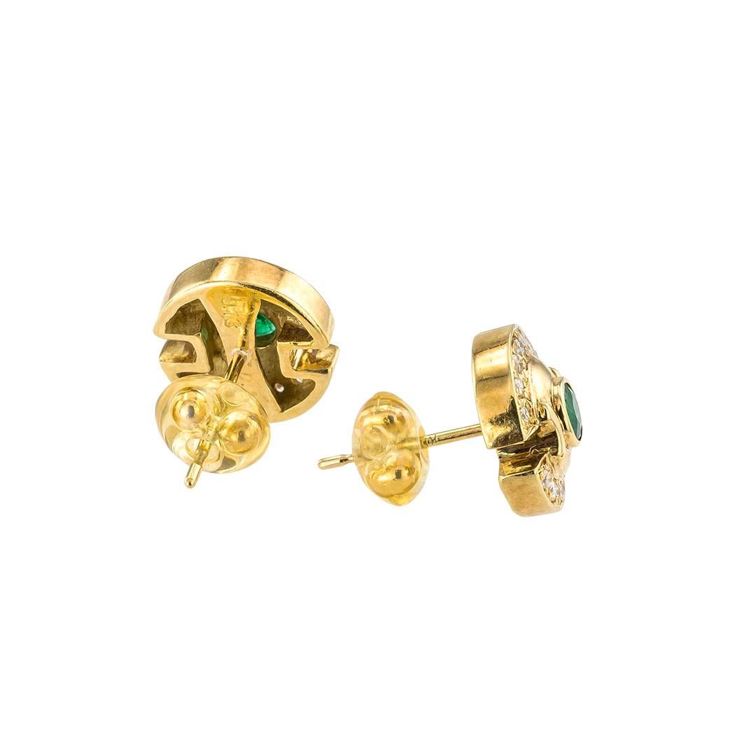 Emerald Diamond Yellow Gold Stud Earrings In Good Condition In Los Angeles, CA