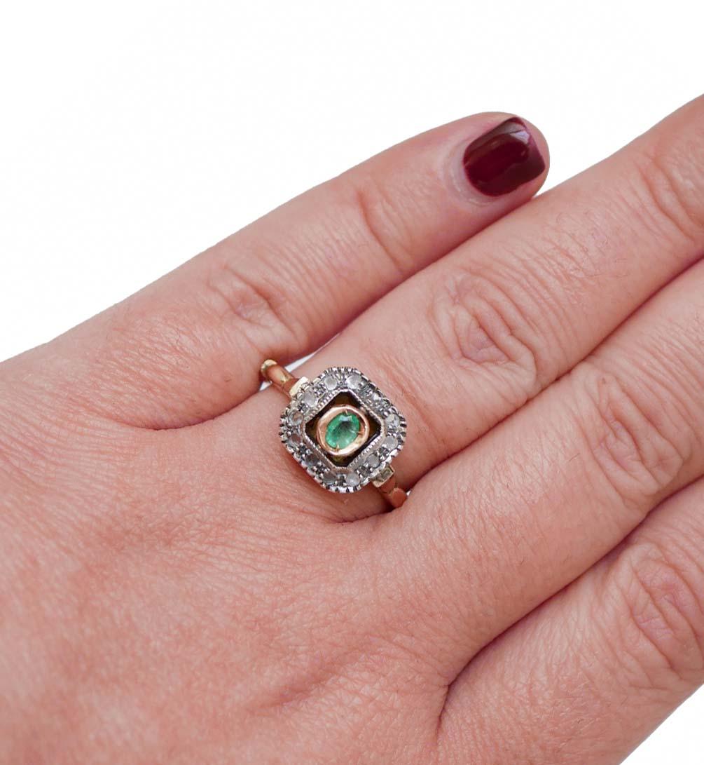 Emerald, Diamonds, 14 Karat Rose Gold and Silver Ring. In Good Condition For Sale In Marcianise, Marcianise (CE)