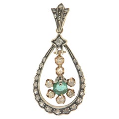 Collier pendentif en or jaune 14 carats avec émeraudes et diamants