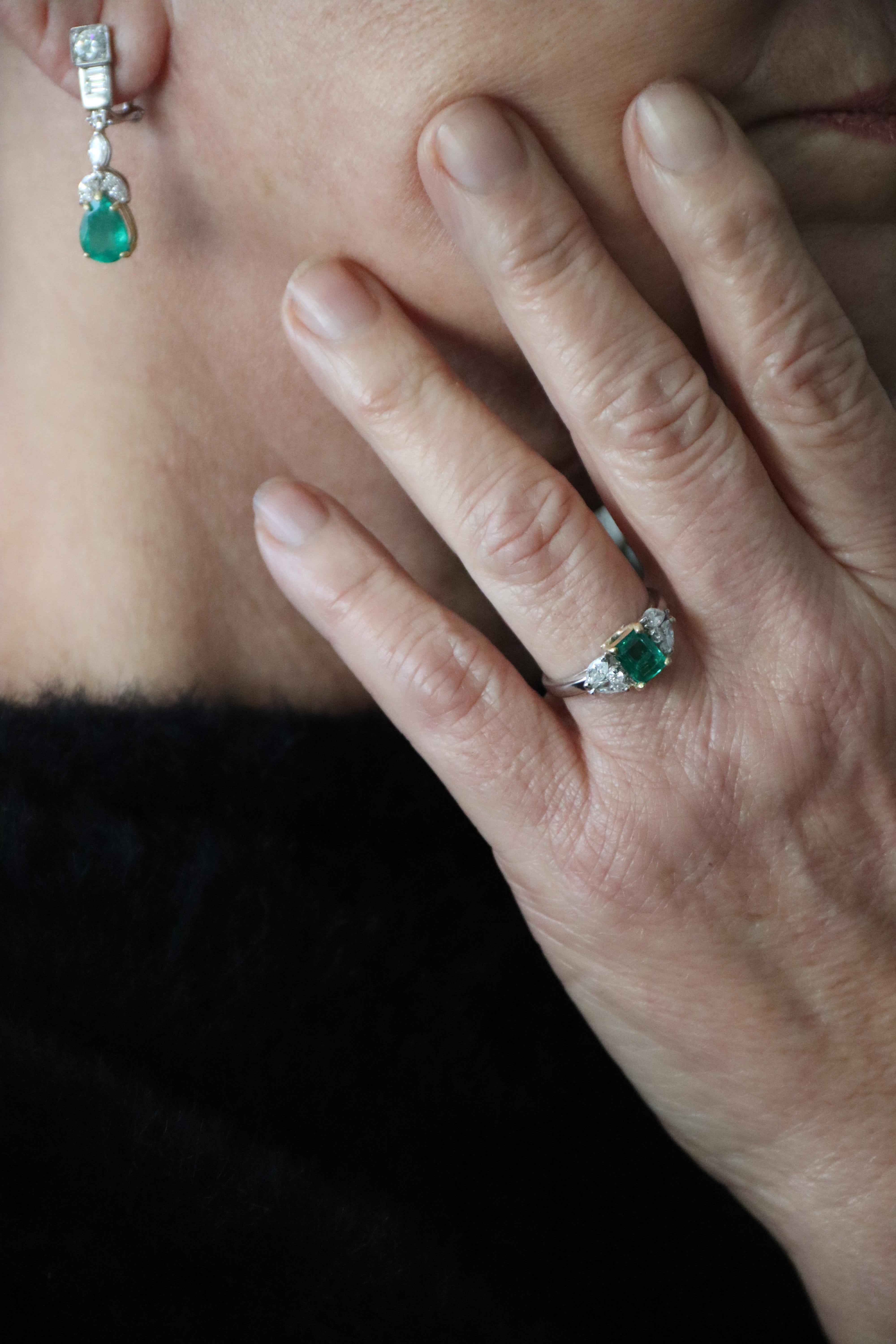 Emerald Diamonds 18 Karat White Gold Cocktail Ring For Sale 7