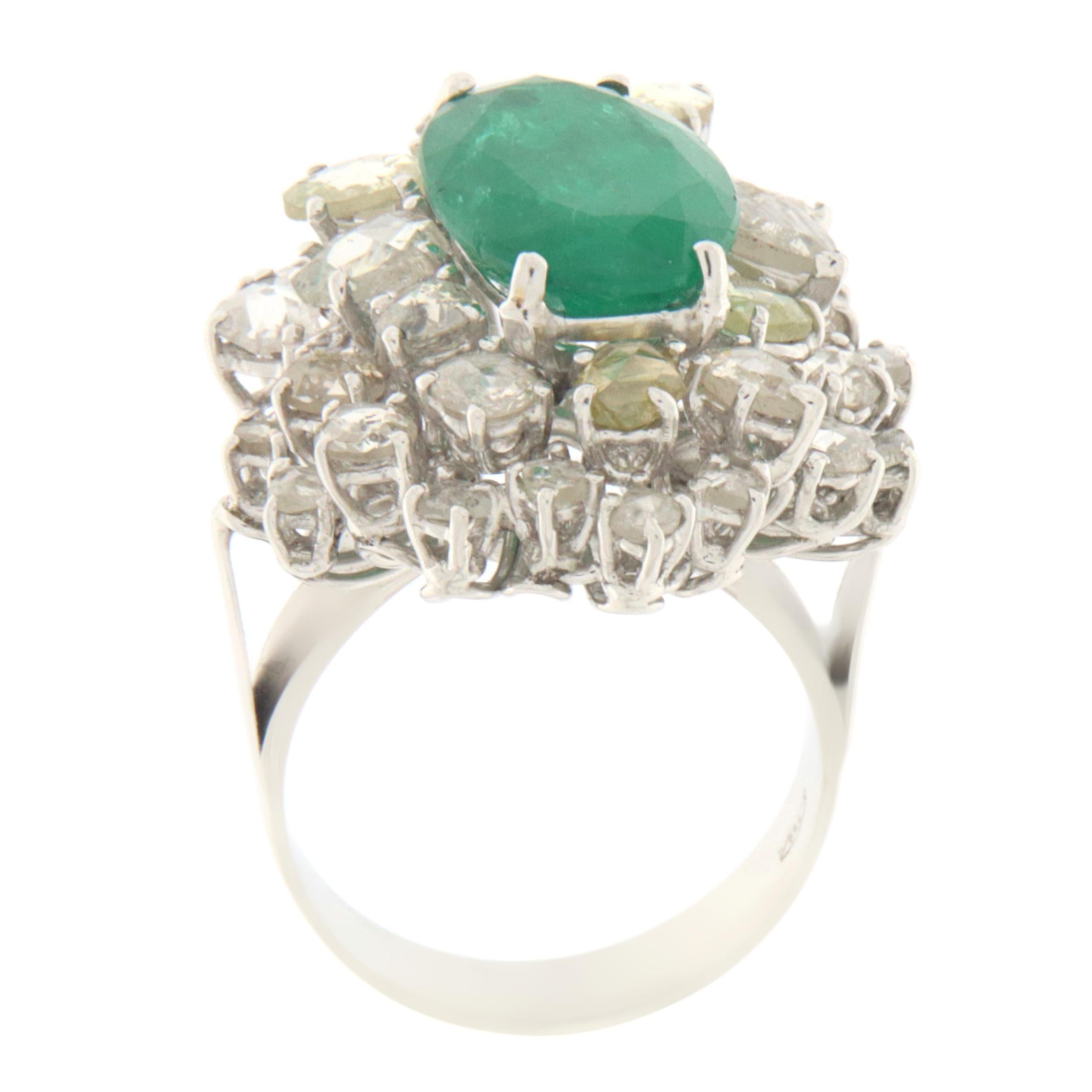 Brilliant Cut Emerald Diamonds 18 Karat White Gold Cocktail Ring For Sale