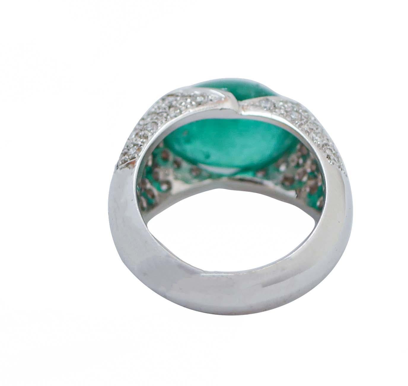 Esmeralda, Diamantes, Anillo de Oro Blanco de 18 Kilates. Retro en venta
