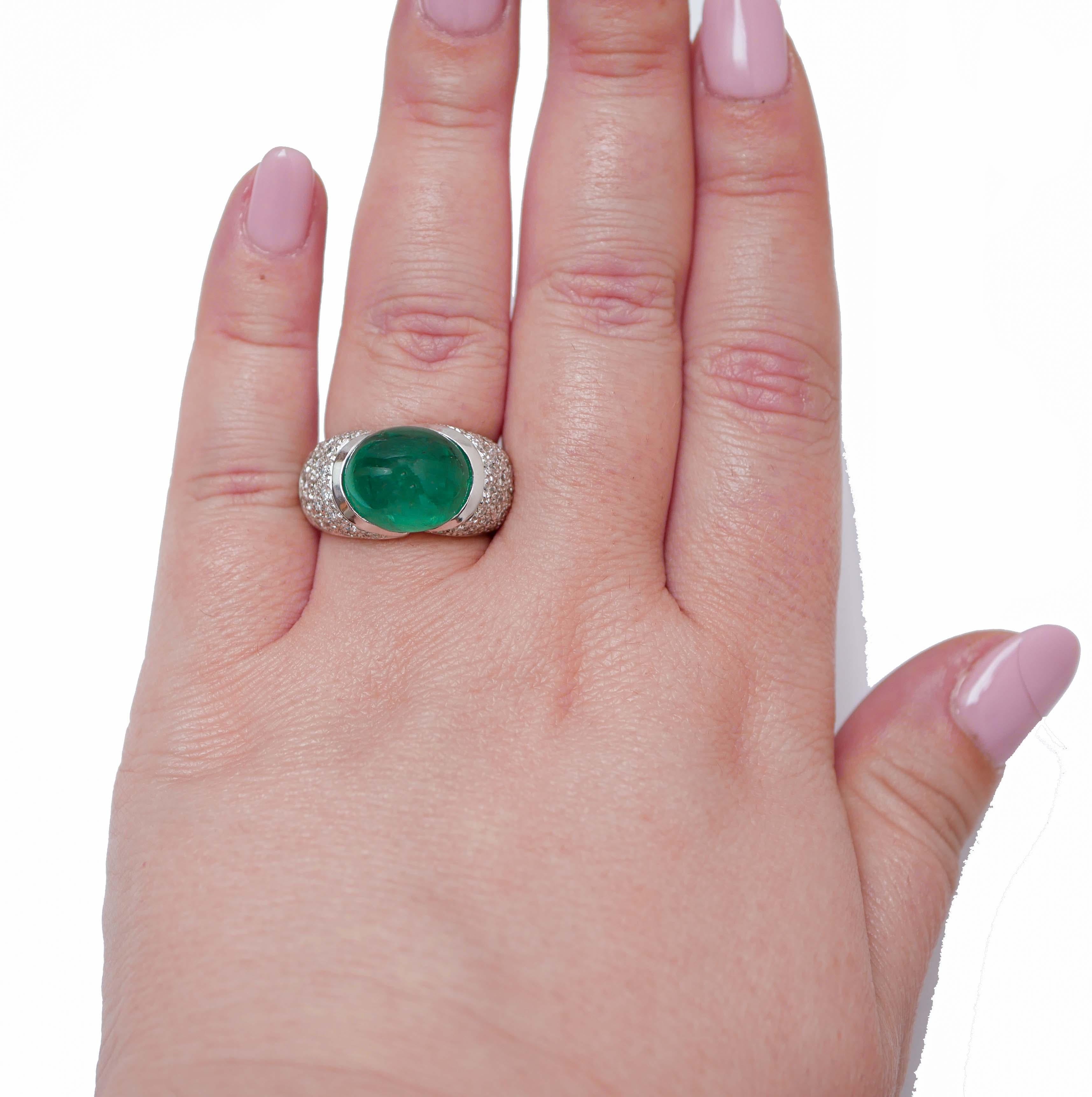 Esmeralda, Diamantes, Anillo de Oro Blanco de 18 Kilates. Corte mixto en venta
