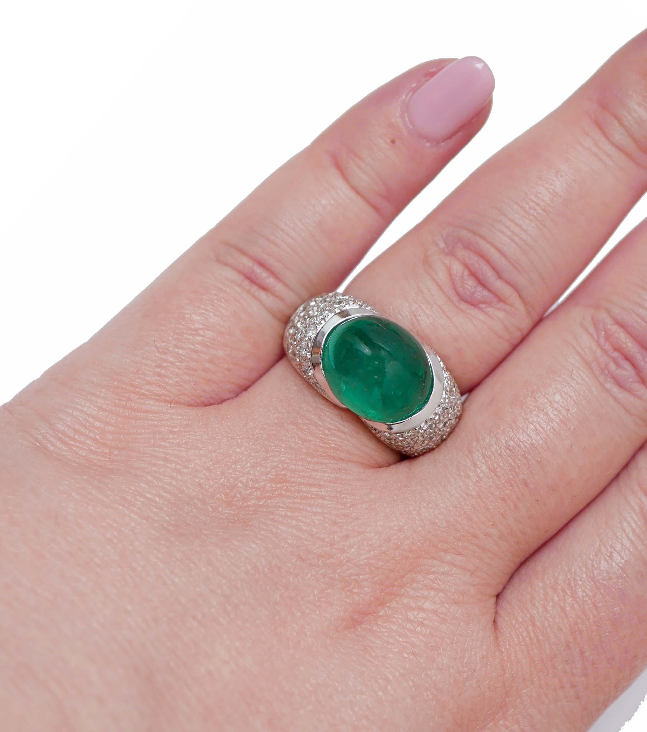 Esmeralda, Diamantes, Anillo de Oro Blanco de 18 Kilates. en Bueno estado para la venta en Marcianise, Marcianise (CE)