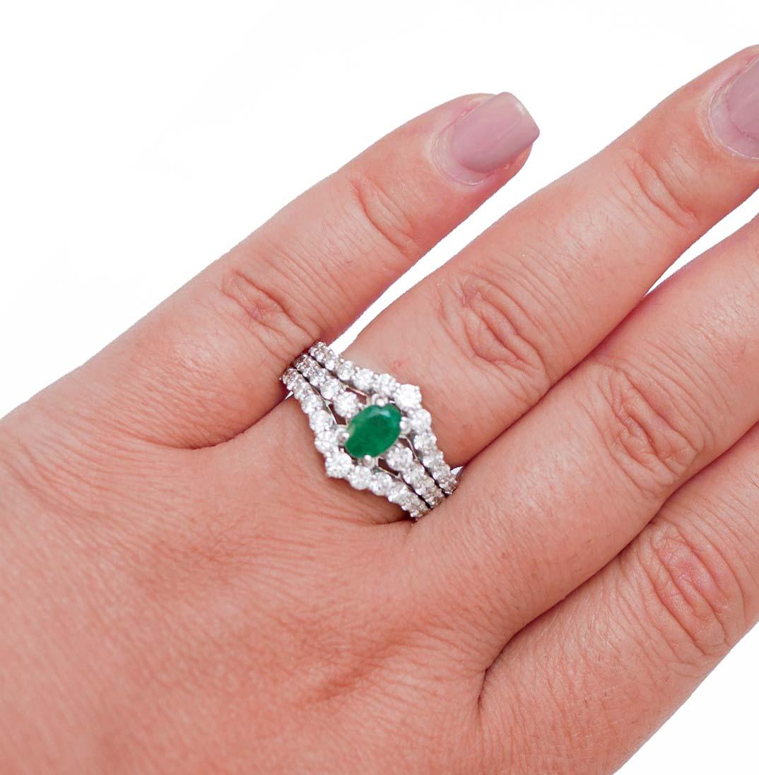 Esmeralda, Diamantes, Anillo de Oro Blanco de 18 Kilates. en Nuevo estado para la venta en Marcianise, Marcianise (CE)