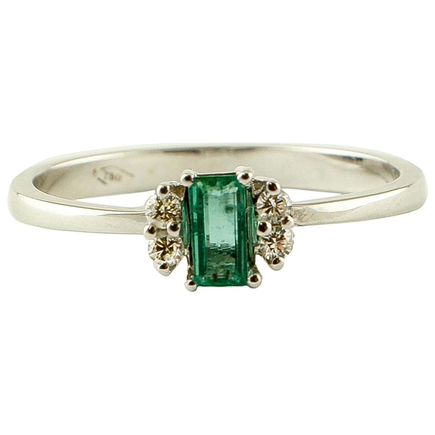 Emerald, Diamonds, 18 Karat White Gold, Solitary Ring
