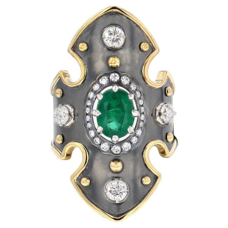 Emerald Diamonds Bague Bouclier in 18K Yellow Gold by Elie Top For Sale at  1stDibs