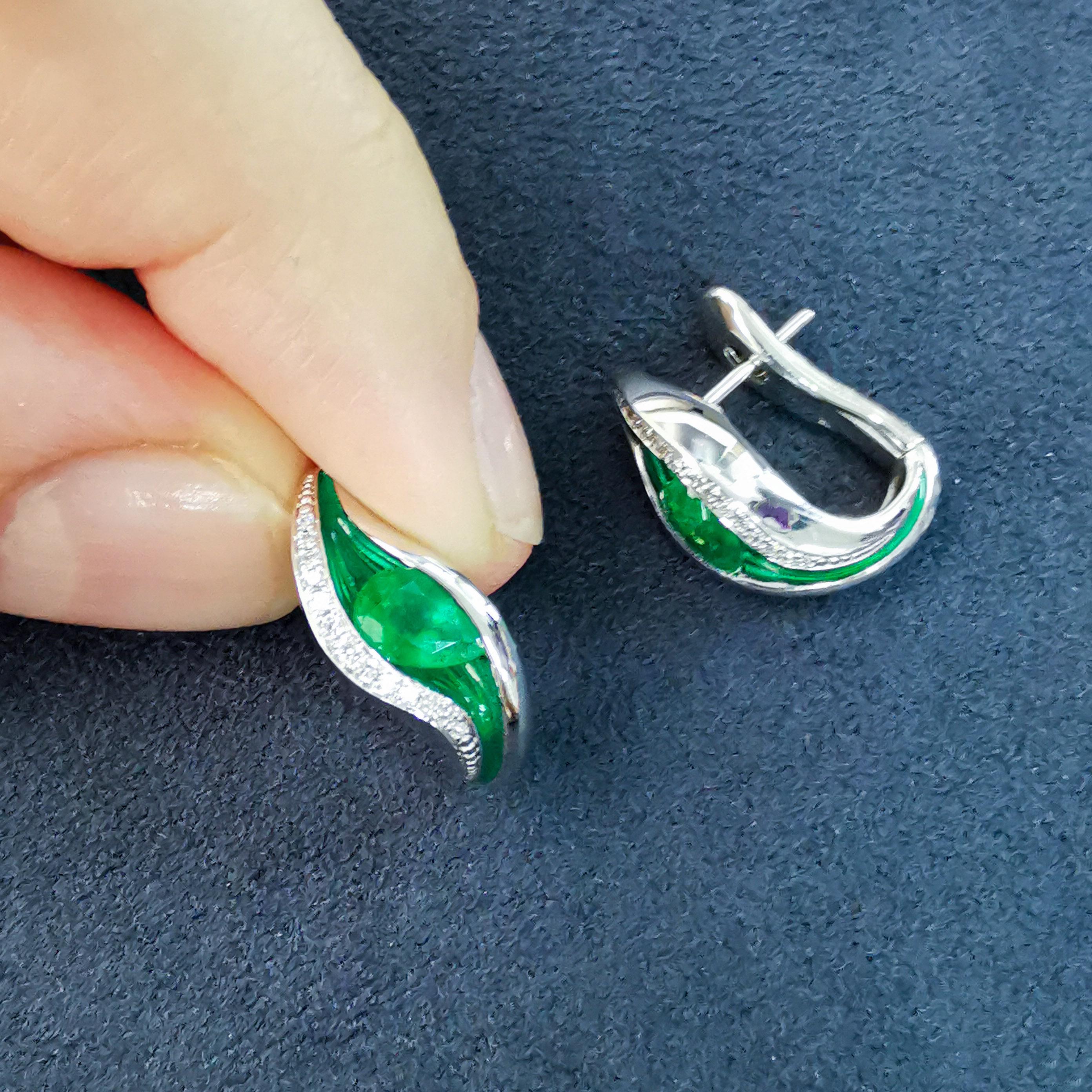 Contemporary Emerald Diamonds Enamel 18 Karat White Gold Melted Colors Earrings For Sale