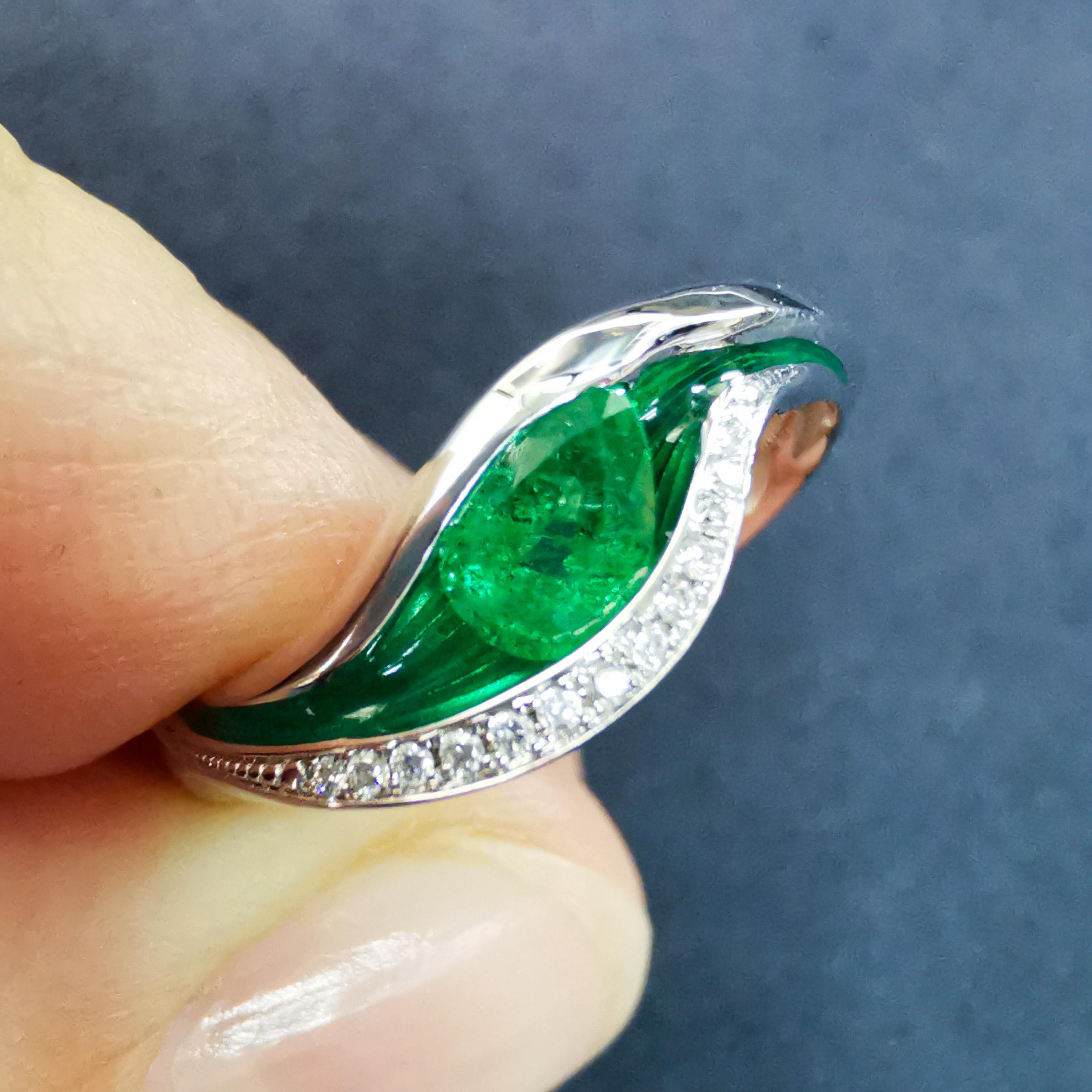 Contemporary Emerald Diamonds Enamel 18 Karat White Gold Melted Colors Ring For Sale
