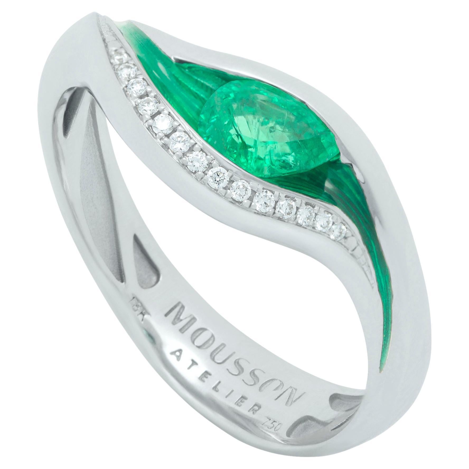Emerald Diamonds Enamel 18 Karat White Gold Melted Colors Ring For Sale
