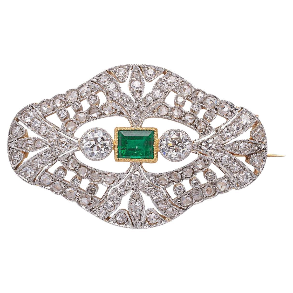 EMERALD
DIAMONDS PLATINUM and Gold Brooch c1910