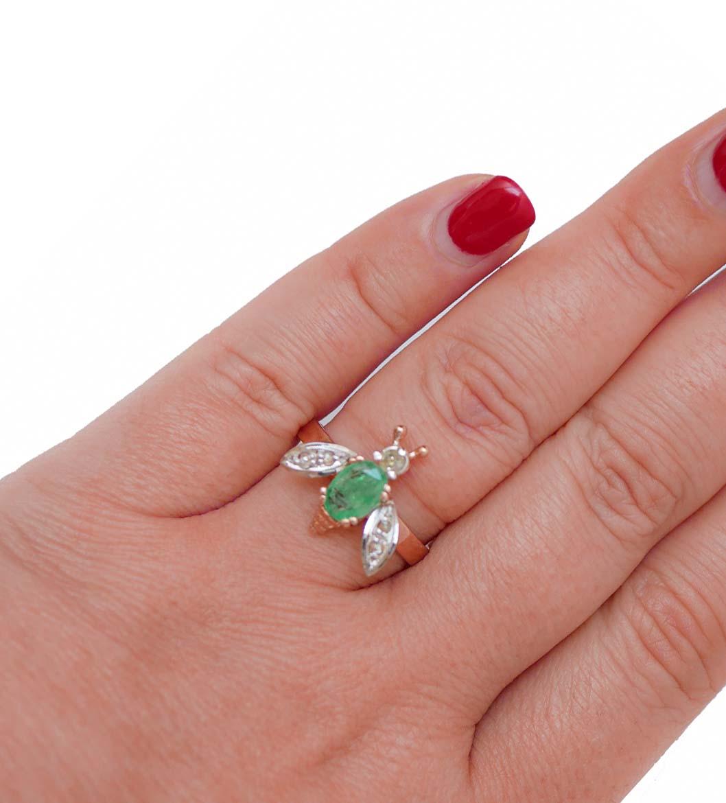 Emerald, Diamonds, Rose Gold and Silver Fly Ring. In New Condition For Sale In Marcianise, Marcianise (CE)