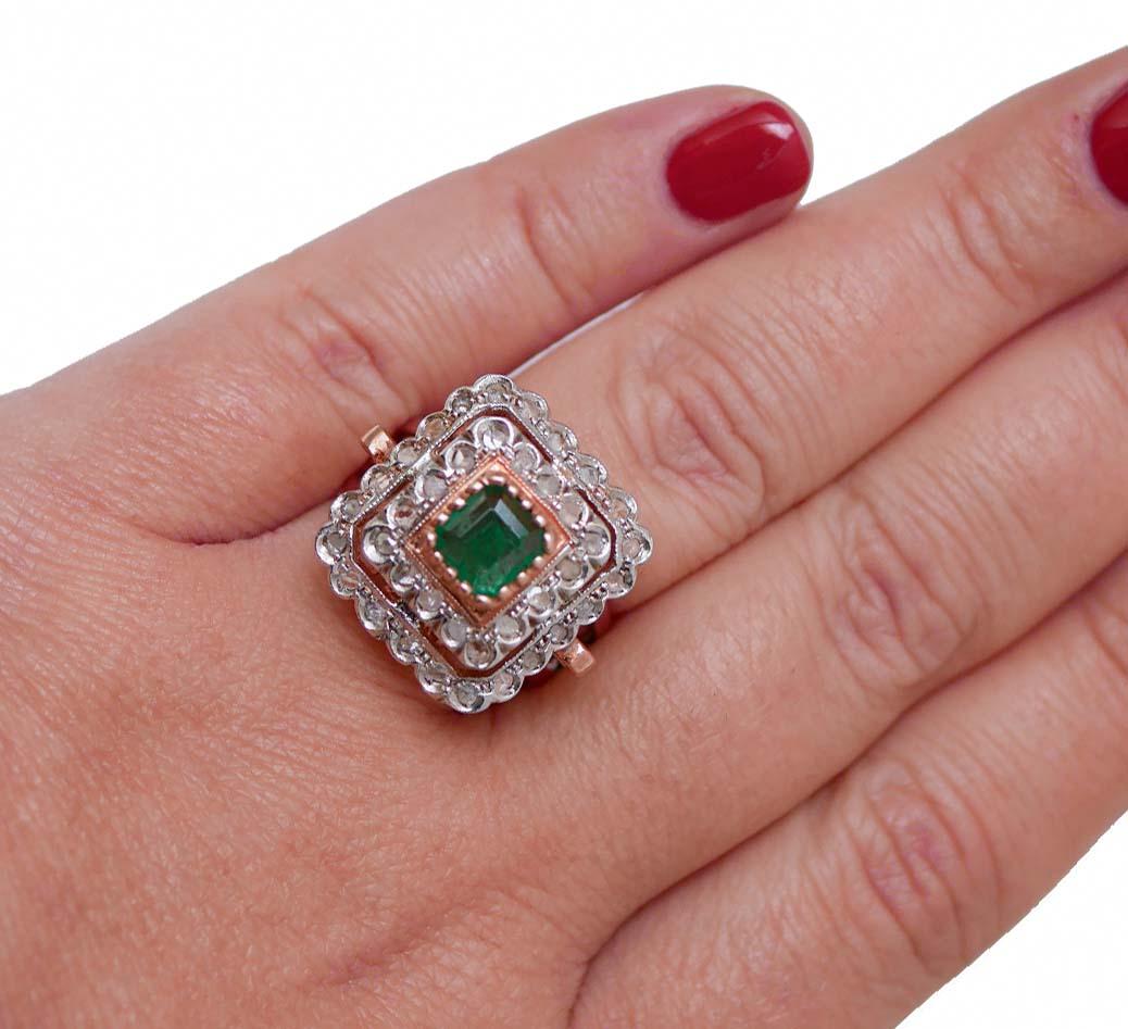 Emerald, Diamonds, Rose Gold and Silver Ring. In Good Condition In Marcianise, Marcianise (CE)