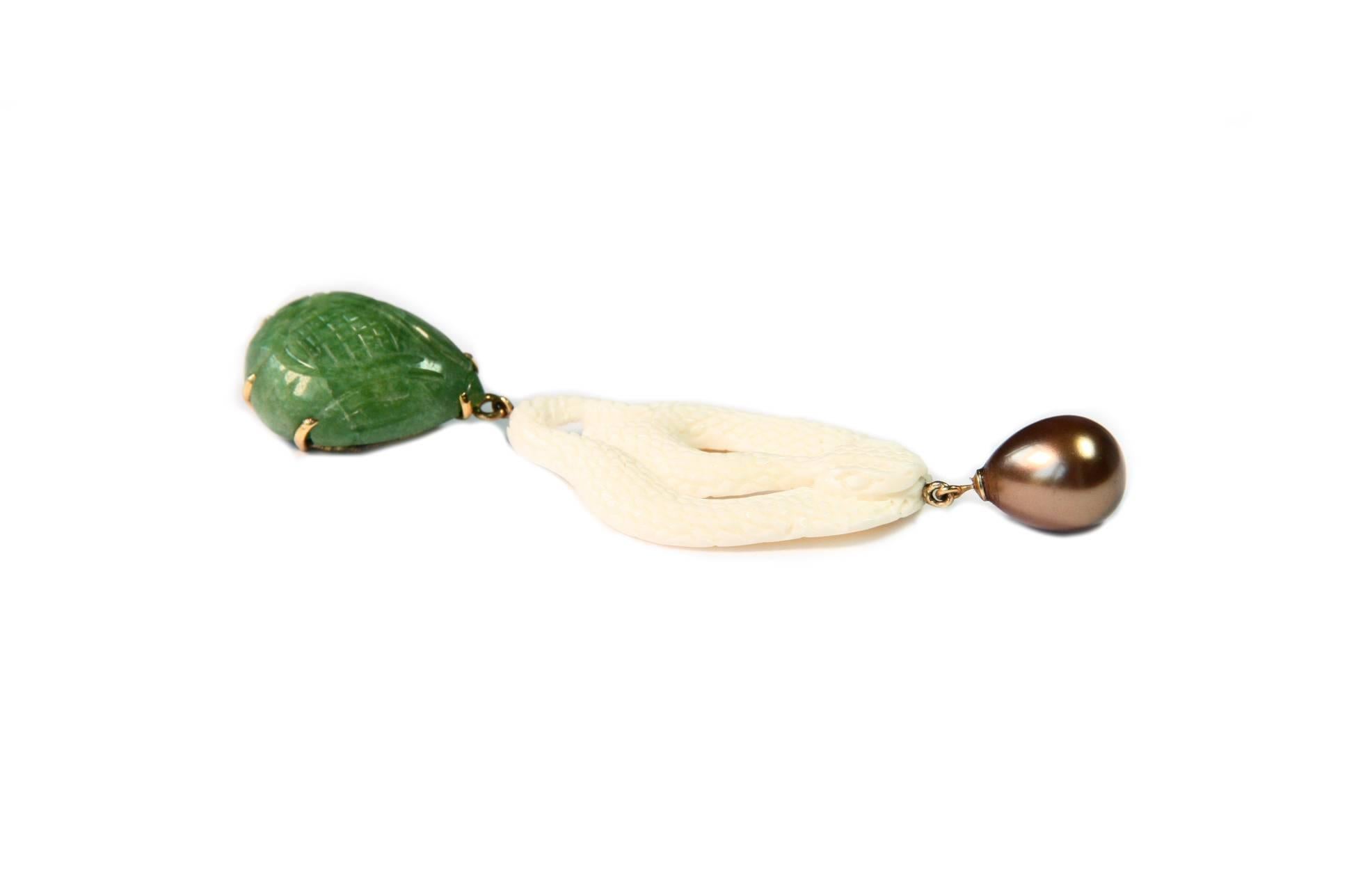 Artisan Emerald Drop Carved Leaf Bone Snake Natural Pearl 18 Karat Gold Pendant For Sale