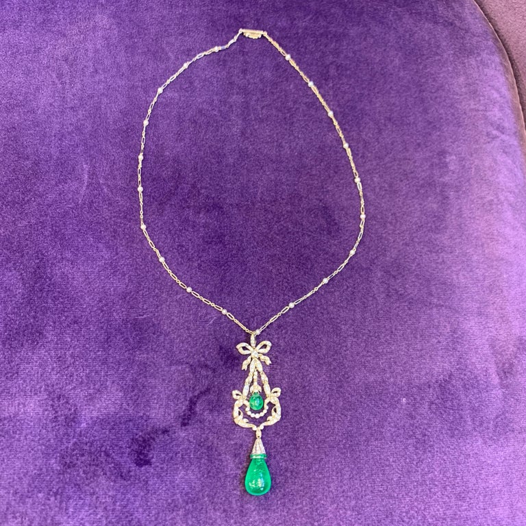 Emerald Drop Pendant Necklace For Sale at 1stDibs